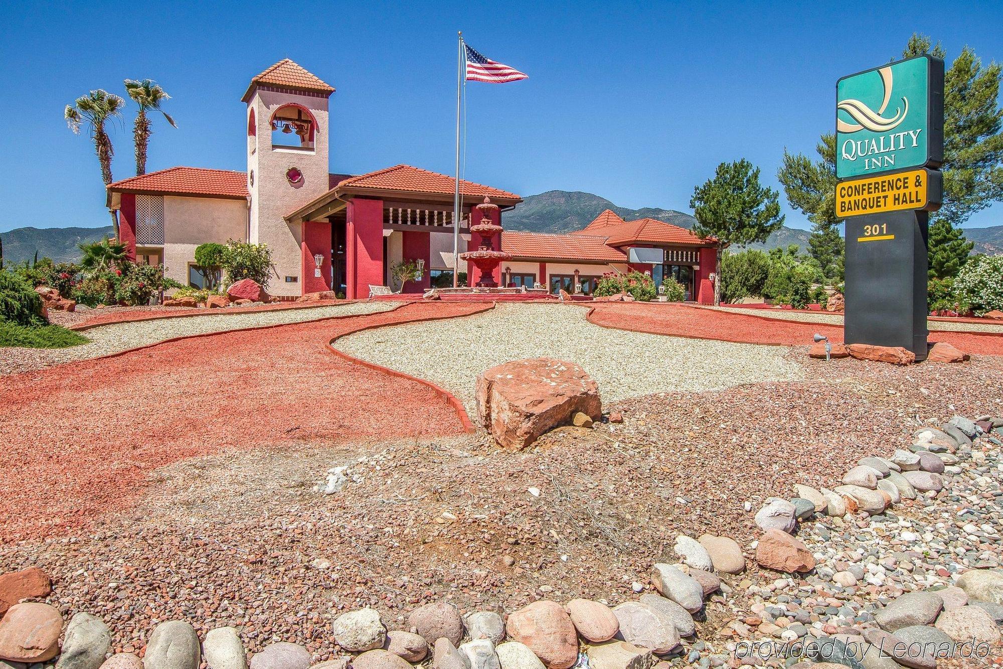 Lux Verde Hotel Cottonwood Exterior photo