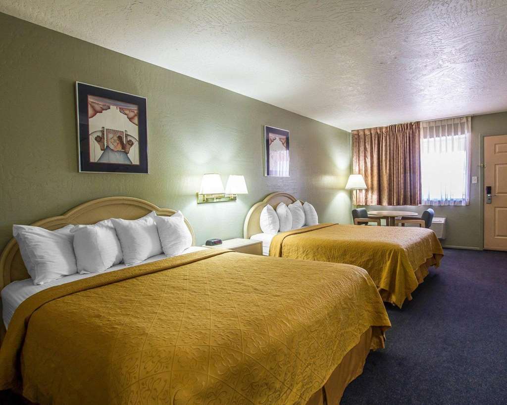 Lux Verde Hotel Cottonwood Room photo