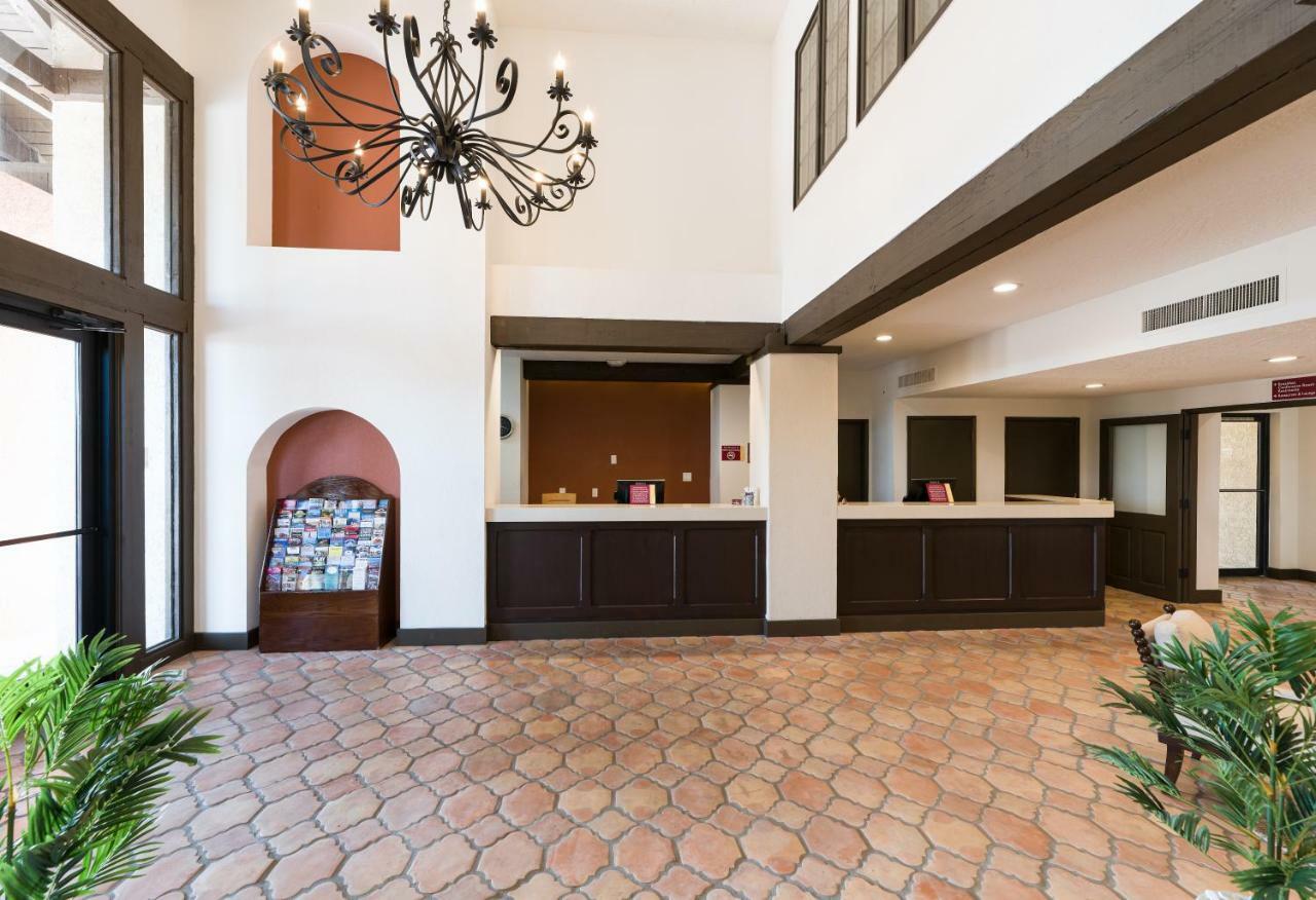 Lux Verde Hotel Cottonwood Exterior photo