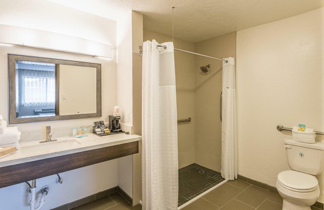 Lux Verde Hotel Cottonwood Exterior photo
