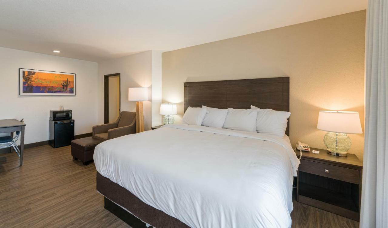 Lux Verde Hotel Cottonwood Exterior photo